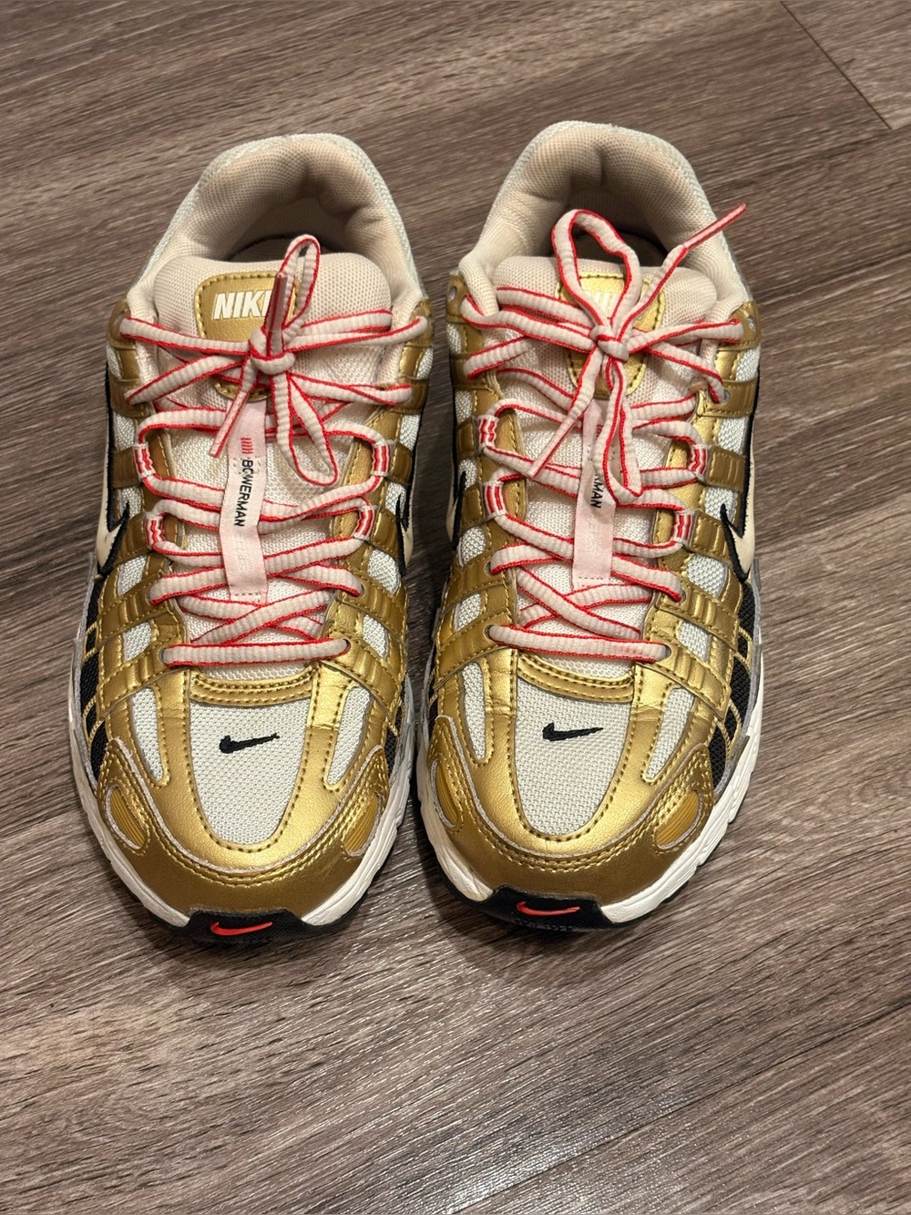 Nike P-6000 Women’s Gold and White Metallic Running Sneakers Size 7